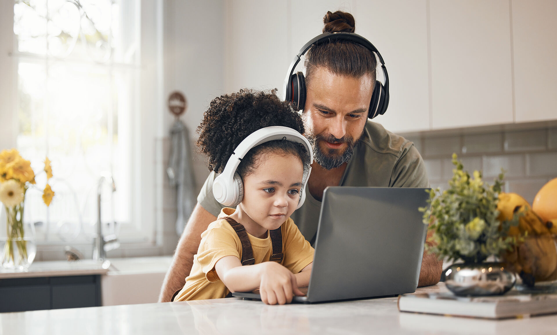 Kochen mit Live-Tutorial über Internetfernsehen